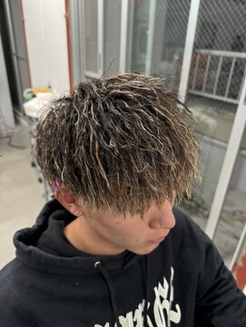 フライ 東通り店(Frei) パイルツイスト