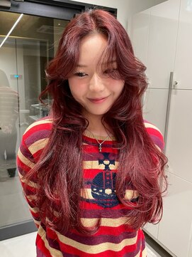 ソル 栄矢場町(SOL) レッドカラーチェリーレッドワインレッドレイヤーカット韓国ヘア