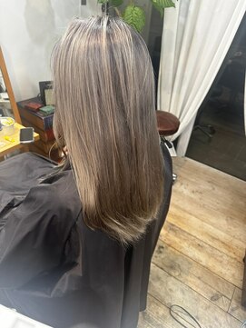 プシュケ(PSYCHE) 20代30代ダブルカラーシースルーバングシルバーカラー