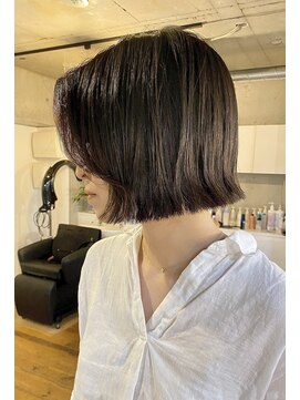 ハイジア(hygea) かきあげバング☆外ハネ☆切りっぱなしボブ☆大人ボブ