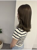 オリーブグレージュ/ハイライトカラー
