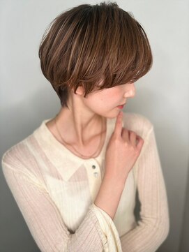 カバーヘア ブリス 志木南口駅前店(COVER HAIR bliss) 細めハイライト小顔丸みボブショートウルフp1志木20代30代40代