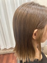 シー 浜松大平台店(She) 肩ボブ