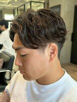 ビュートヨナカ(VIEW TOYONAKA)&nbsp;【３０代４０代５０代】フェザーパーマ/刈り上げ/アップバング
