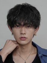 バイフィフス 原宿/表参道(by fifth)&nbsp;原宿ルーズパーマラウンドマッシュウルフカットツーブロック黒髪