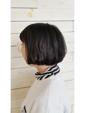 ラック 辻堂(LUCK) ダークシルバー