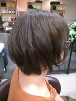 マノアマノデュオ(mano.a.mano Duo)&nbsp;パーマ風ボブ