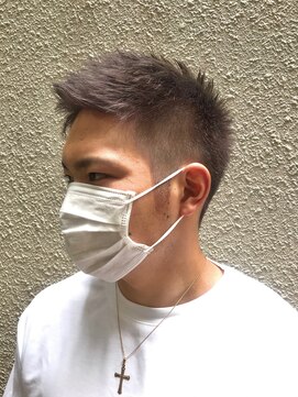 コニ(Coni) ♪小口真裕紀♪大人気カラー！シルバー×アップバング