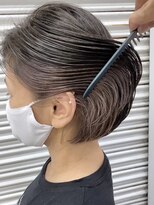 ハナモリ テララ(hanamori terara) terara★多田羅 ボブショートのインナーカラー プラチナベージュ