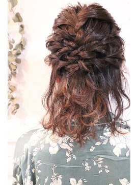 ブーミー(Bor mee) 【Bormee】大人かわいい*小顔ショートボブアレンジ*