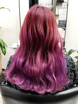 ヘア メルト(Hair Melt)の写真/【憧れの外国人風髪】クール～甘い系まで幅広く★透き通った柔らかな質感としなやかさをダメージレスで♪