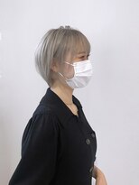 ゴーズゴードットビー 吉祥寺(go s go .b)&nbsp;透明感抜群ミルクラテショートボブ【吉祥寺】【イルミナカラー】