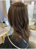 オリーブブラウン