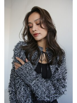 エヌ トーキョー(enu TOKYO) レイヤーカット　ハイライト　グレージュ