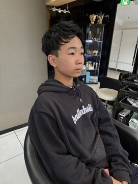 アイズ 海老名(AIZU) ショートアップバング ジェットモヒカン 眉毛 メンズカット