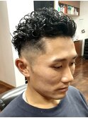 メンズツーブロックパーマスタイル
