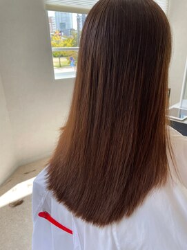 トゥットヘアー(Tutto hair) 20代30代40代カシスレッドストレートロングヘアプレイングカラー