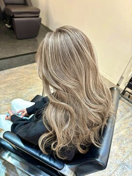 ブレンド 渋谷(BLend) 前髪ハイライトカラーこなれミディイメチェンウェーブパーマ