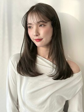 ローネス(LONESS) グレーベージュ×ナチュラルレイヤーで柔らかい質感に◎