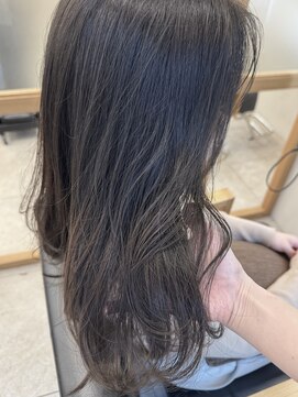  リュクスバトーバイトリコ 船橋南口店(Luxe BATEAU by tricot) sheer beige