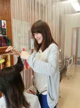 ヘアメイクサロン アース(hair make salon EARTH)