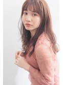 ピンクベージュ