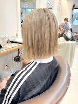 ネオリーブアイム 横浜西口店(Neolive aim)&nbsp;切りっぱなしボブ外ハネ ハイトーン【横浜】k