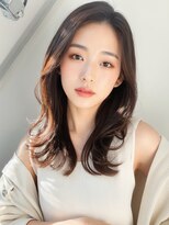 スタートウキョウ 渋谷(STAR TOKYO)&nbsp;★艶感オルチャンヘア韓国レイヤー巻き髪大人可愛い小顔カール