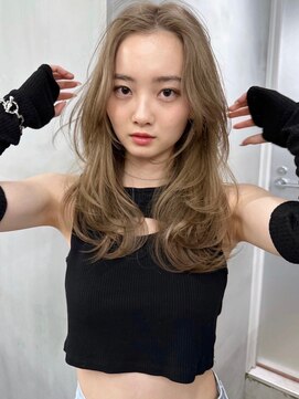 サイン 表参道(SIGN) 美髪エアリーロングピンクブラウン切りっぱなしボブ