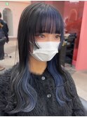 インナーカラーブルーロング