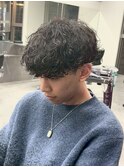 スペインカールスパイキーショートブルーブラックフェザーパーマ