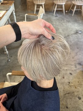 ウィークエンド(WEEKEND) 白髪ぼかし/白髪活かし