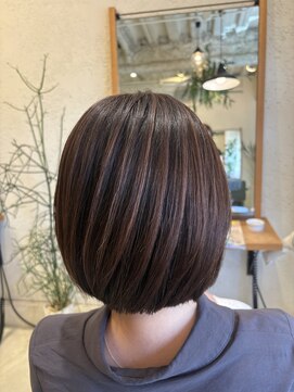 ニジチャウ(Nijichaw) ハイライトグレーカラー