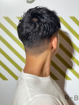 バーバーバー 四谷(BARBER-BAR) ビジネス爽やかクールスパークショートスタイル