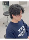 ツイストスパイラルパーマセンターパートウルフ