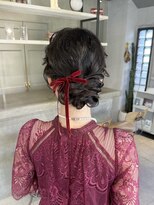 ユヌ(Une) 結婚式参列お呼ばれヘアセットシニヨンヘアアレンジ