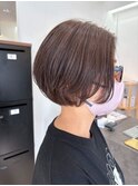 20代30代40代前下がりストレート小顔補正立体カット