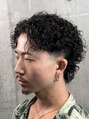 メイン(MENIN)&nbsp;ラフで色気のあるマレットスタイル「海外/マレット/眉毛」