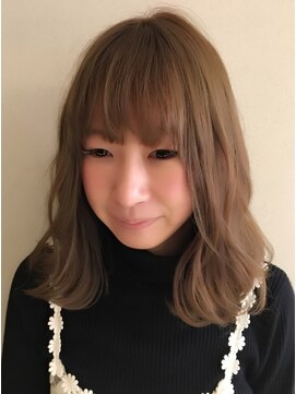 ロンド 銀座(Lond) 2017年オススメの春カラー 担当 本田奈穂美