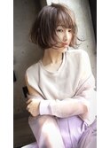 ショートボブ内巻きボブミルクティーベージュ20代30代