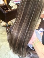 キー(kｅｙ)&nbsp;グレージュ