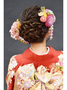 ベル(BELL) 成人式 髪型/メイク/振袖/着付け【BELL桜新町/用賀】