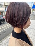 ピンクブラウン×大人かわいいショートボブ