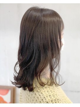 スタンス(stance) 保湿力たっぷりカラーでうるツヤセミディ