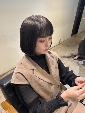 トレス(TRESS) ミニボブ　レイヤーボブ　切りっぱなしボブ