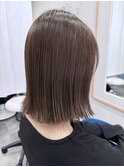 赤味消しグレージュ外ハネミディアム