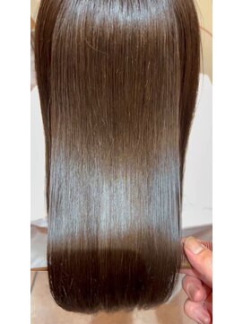 ポレン ドレッサーズ(Pollen Dressers) うる艶髪/高濃度水素ケアトリートメント/30代40代50代