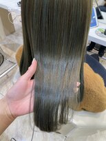 ケンジ 平塚 アネッタ(KENJE annetta)&nbsp;オリーブグレージュ