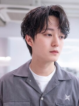 ハバナ 新宿(HAVANA) ソフトツーブロック/刈り上げ/センターパート/ツイスト/ビジネス