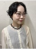黒髪ショートくせ毛風パーマ前髪なしハンサムショート渋谷エジリ